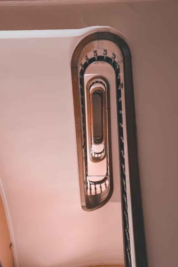 Grand Appartement Mulhouse Eksteriør bilde
